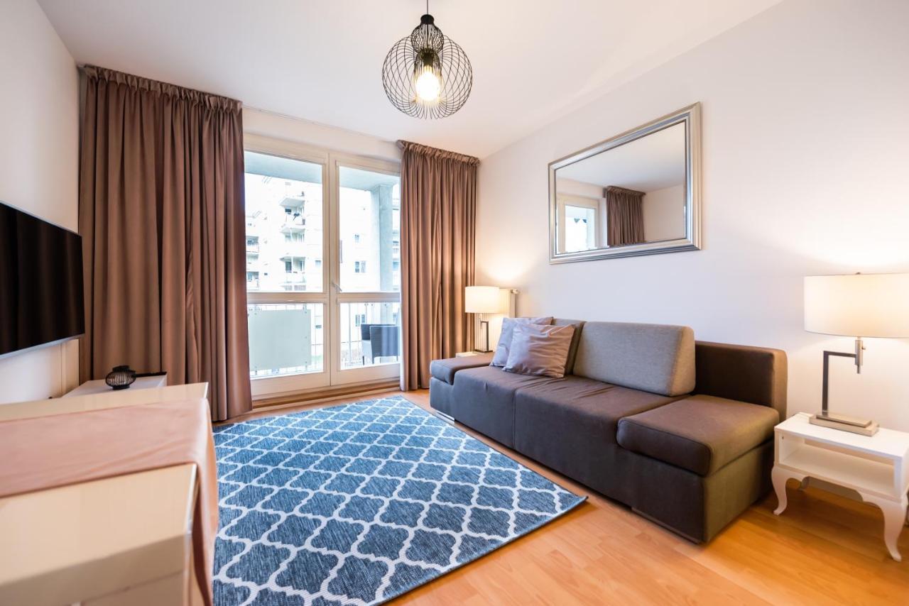 Metro Kondratowicza Velvet Apartment Варшава Екстериор снимка