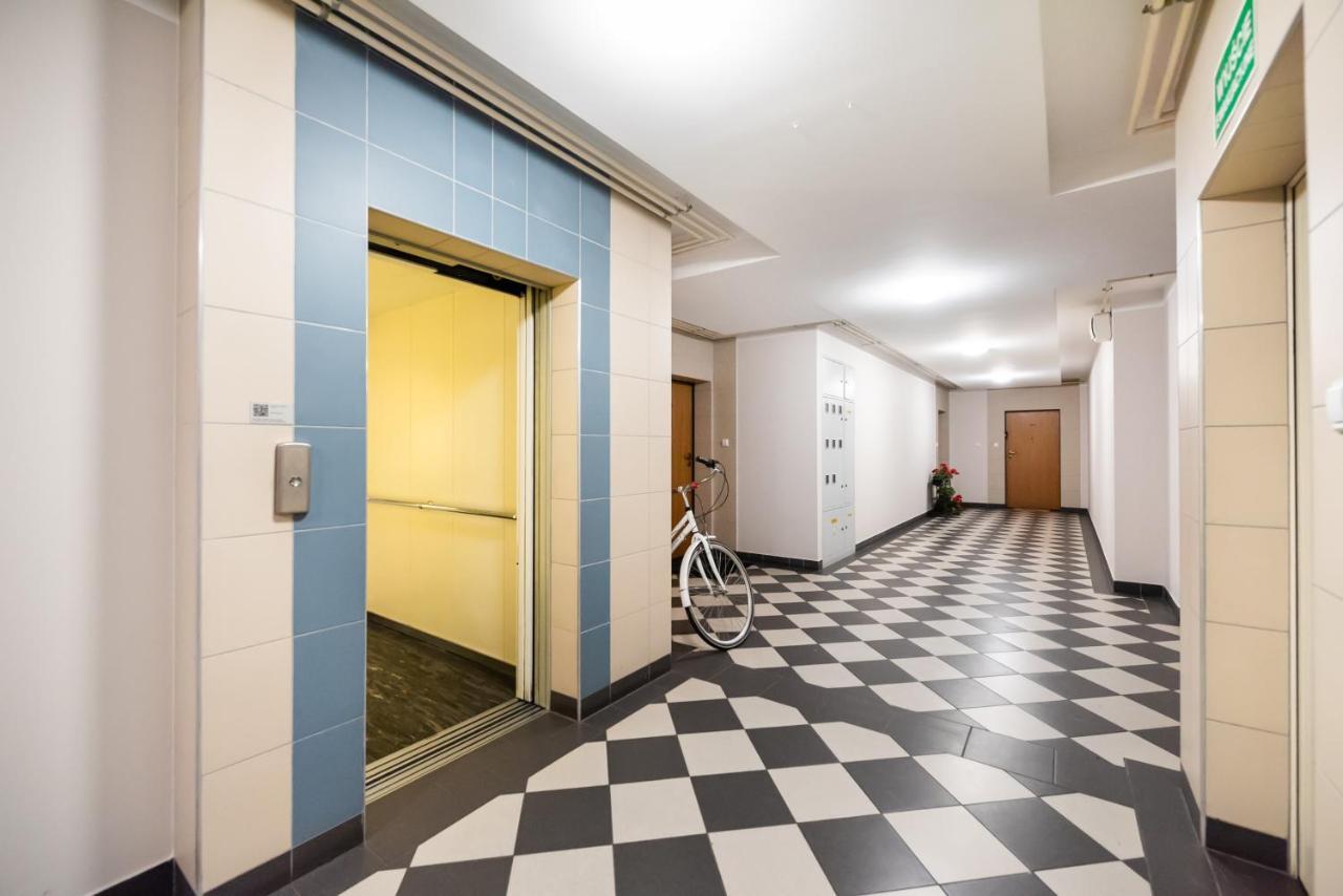 Metro Kondratowicza Velvet Apartment Варшава Екстериор снимка